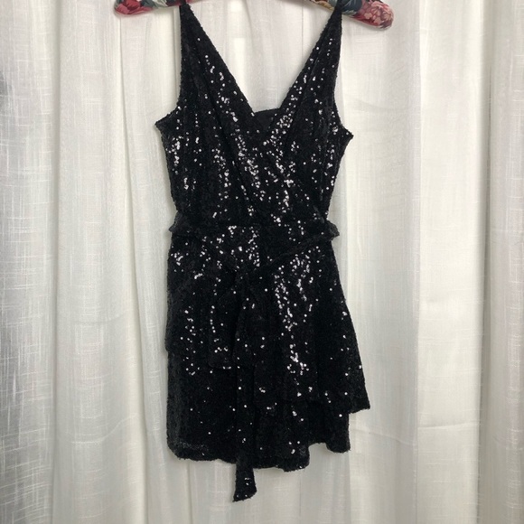 VENUS Elegant Black Sequin Romper size 8 - Picture 4 of 15